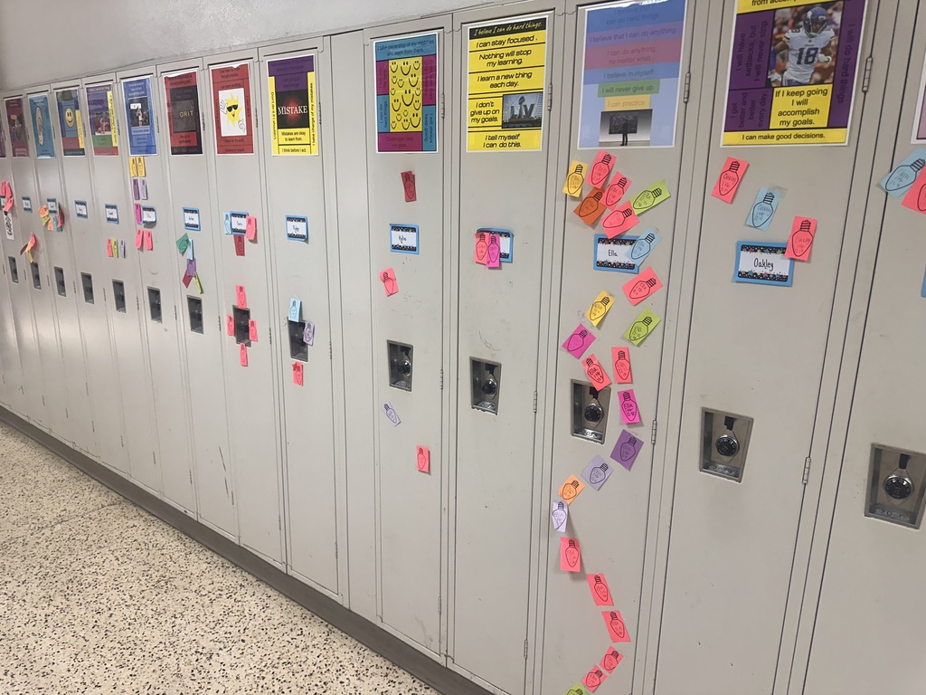 We wrapped up the month of December with another reading challenge in 4th grade! Each bulb represents an hour of reading!