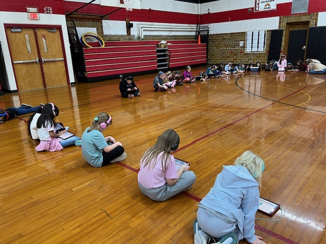 Second graders worked with Mr. Monteith this morning doing Hour of Code. Students were asked to use their problem solving skills to figure out various puzzles. It was a fun learning activity to do on our first day back!