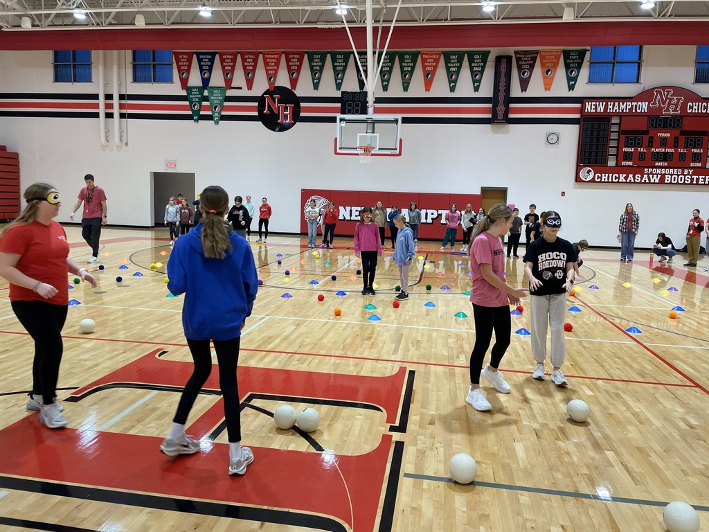 CLT members kicked off the first meeting of the new year this morning with a fun game of Landmines that focuses on effective communication!