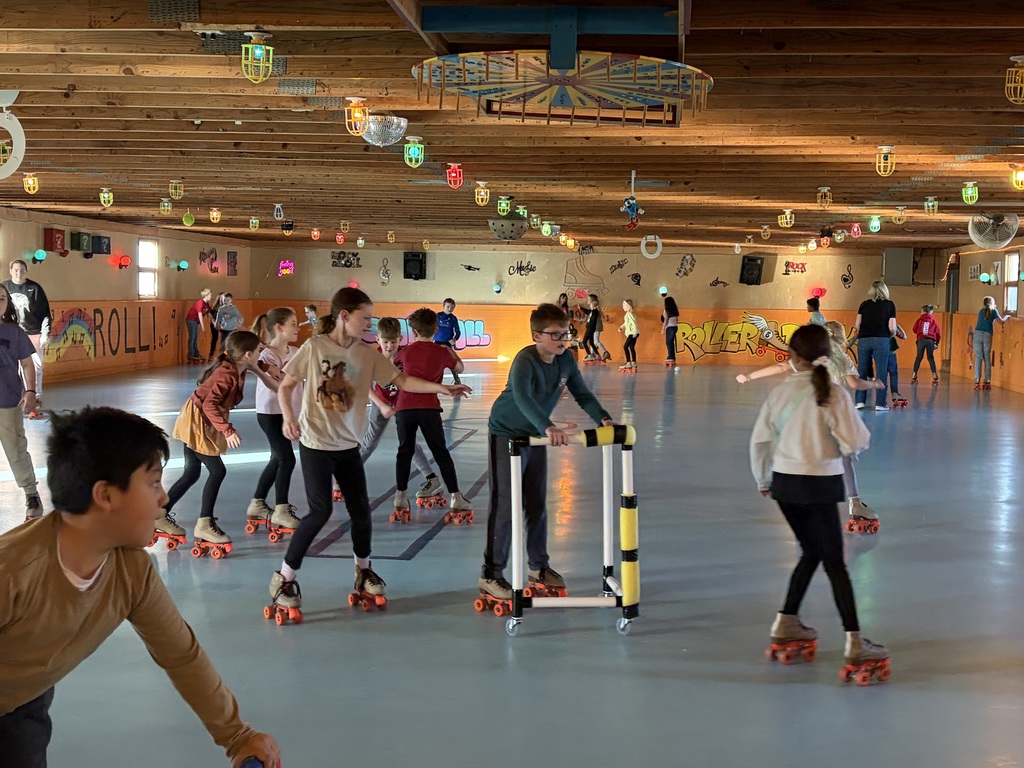 Third grade went roller skating for their 2nd Quarter Activity. The students always love going skating! Thank you to Pete and Dixie for hosting us. Also thanks to all who support our School Carnival as it pays for the students’ skating fees. We appreciate all the support!