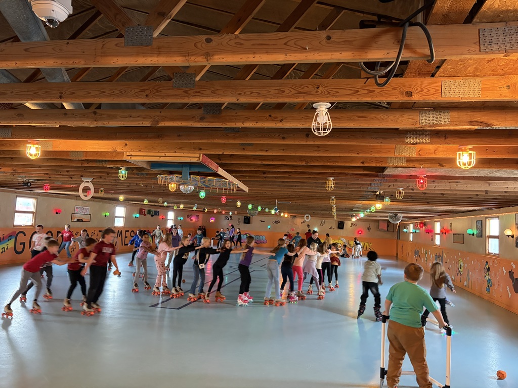 Third grade went roller skating for their 2nd Quarter Activity. The students always love going skating! Thank you to Pete and Dixie for hosting us. Also thanks to all who support our School Carnival as it pays for the students’ skating fees. We appreciate all the support!