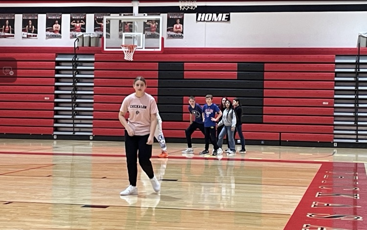 7th graders enjoyed our stay back afternoon at school for our quarter activity! Modified kickball, balloon volleyball, bracelet making, BINGO and a movie helped us celebrate our positive behavior this quarter!