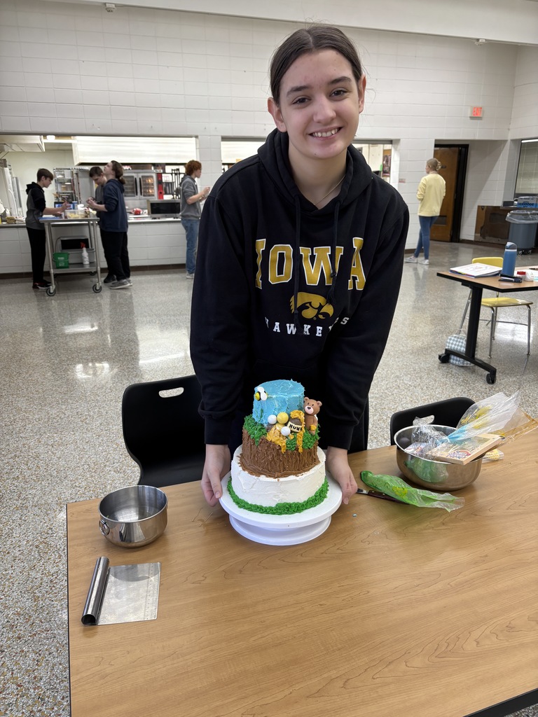 FCCLA has started decorating their cakes for State Competition towards the end of March. They decorate styrofoam cakes and this year's theme was "BEE Connected". 