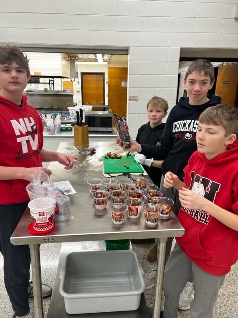 ❤️7th Grade FCS (two sections) had a Valentine's Lab last week. ❤️