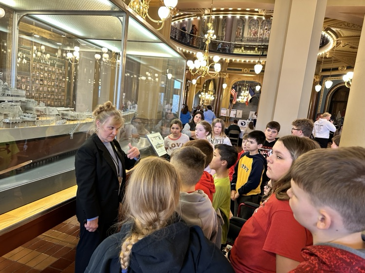 The 5th graders enjoyed a great trip to Des Moines today! We toured our beautiful Capitol and enjoyed the Science Center of Iowa. Thank you to all who sold Kwik Star cards to fund our trip!