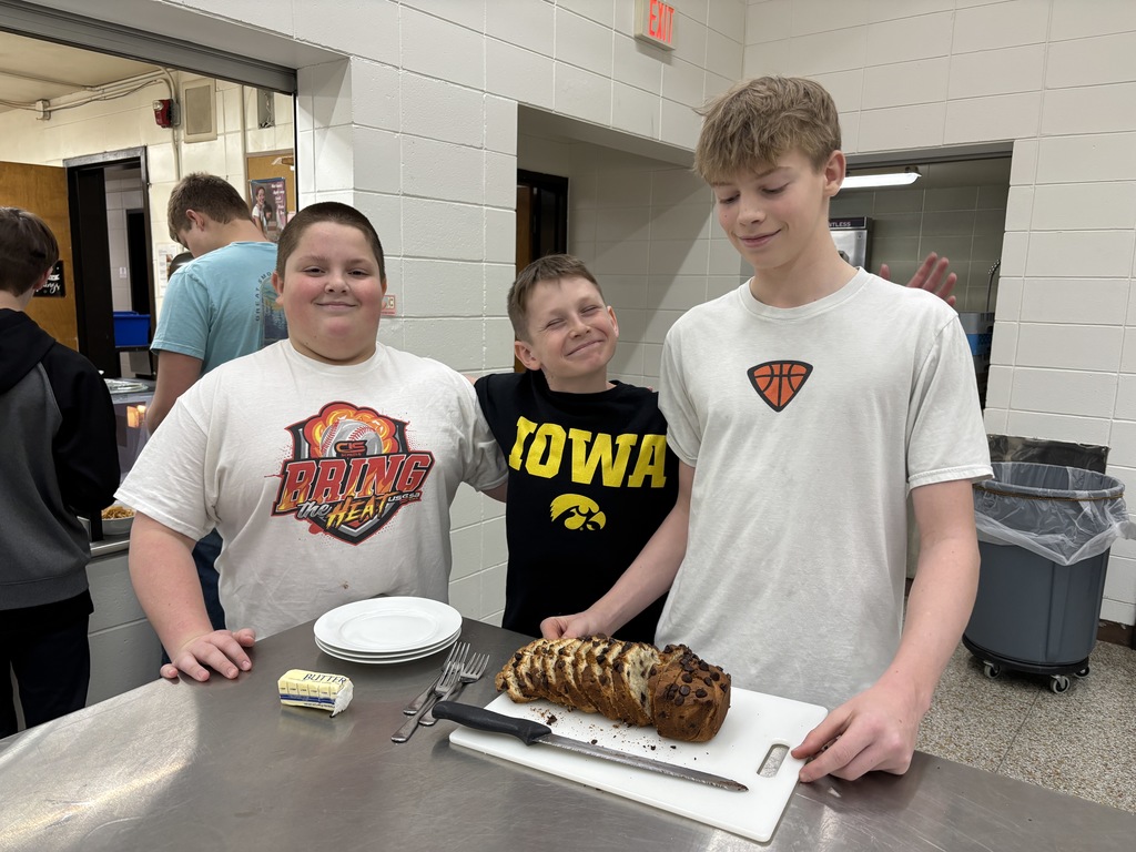 One section of Foods II Class decided to do a mac-and-cheese competition for their grain lab, and the other section made a variety of grain foods, such as banana bread, spaghetti, and muffins. The mac-and-cheese rubric: flavor, texture, appeal, and ingredients. The winner had smoked gouda cheese, white cheddar cheese, bacon, and bread crumbs on top. THANK YOU to our judges: Todd Miller, Colletta Harnisch, and Mrs. Schmitt.