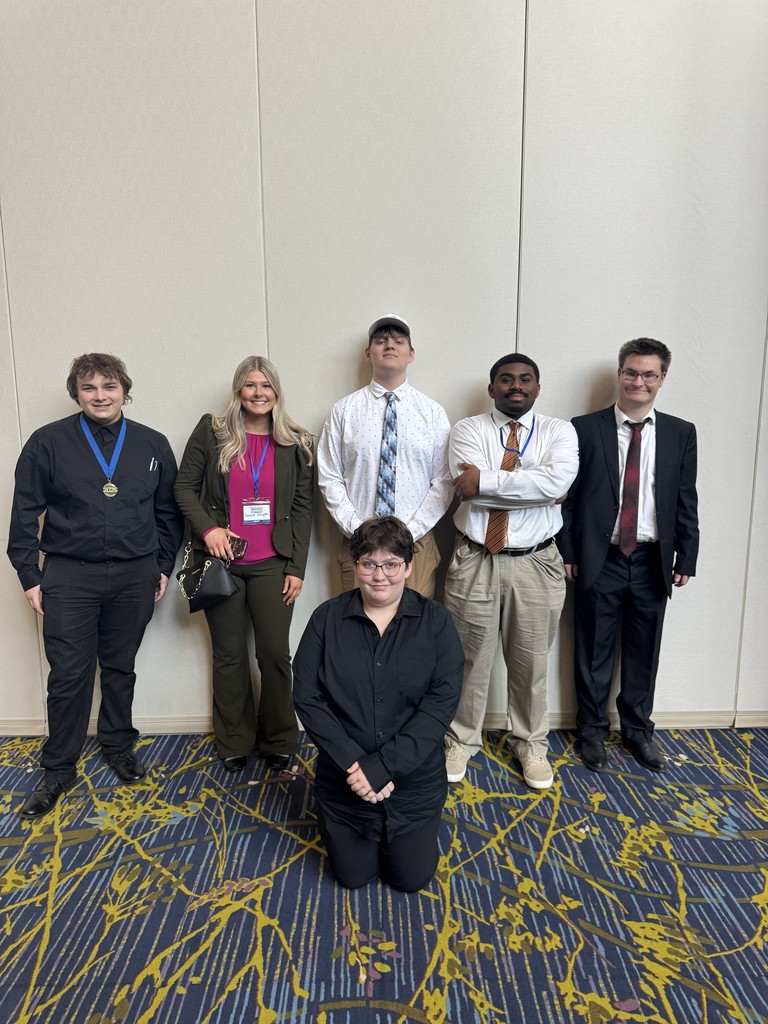 On March 26, iJAG students who qualified for the state Career Development Conference competed in Des Moines, IA. RW Pethoud presented his idea in the Business Plan category. Danielle Ellingson participated in a mock interview with her stellar resume and cover letter. Sophie Rivera, Vincent Pomfrey, and Preston Hubka presented their community service project, a meal packaging day (occurring May 9 at NHHS) in collaboration with The Outreach Program, in the L.O.V.E. Project category. Tanner Hubka presented his financial budget for his freshman year of college in the Financial Budget category where he scored 1st place, earning him a spot at Nationals in Salt Lake City, Utah. All of these iJAG members exhibited astounding work-ethic, amazing communication skills, and grew their confidence even more. Ms. Jirak is so proud of them! 