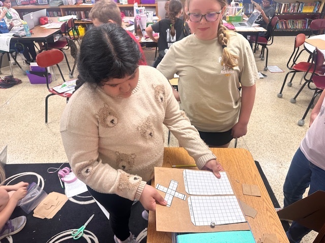 The 4th graders are showing incredible creativity and hard work during their dream bedroom PBL project- Day 4! As they build their 3D models, they’re learning that things don’t always go as planned—and that’s okay. They’ve been problem-solving, making changes, and sticking with it to bring their ideas to life. It’s been awesome to see their perseverance and flexible thinking in action!’