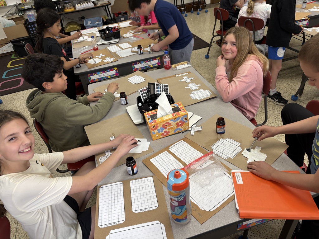 The 4th graders are showing incredible creativity and hard work during their dream bedroom PBL project- Day 4! As they build their 3D models, they’re learning that things don’t always go as planned—and that’s okay. They’ve been problem-solving, making changes, and sticking with it to bring their ideas to life. It’s been awesome to see their perseverance and flexible thinking in action!’