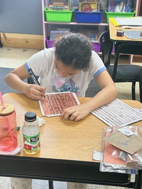 Last day of building for the 4th grade Dream Bedroom PBL project!  These kids have been amazing—showing creativity, problem-solving, and so much perseverance as they brought their ideas to life with their 3D models. This week, we’re shifting gears to writing as they draft persuasive letters to their parents, trying to convince them to make their dream bedrooms a reality. We can’t wait to see how they use their hard work and designs to support their arguments!