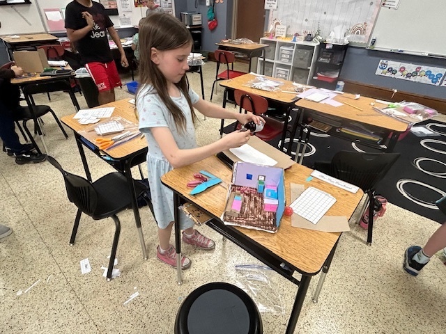 Last day of building for the 4th grade Dream Bedroom PBL project!  These kids have been amazing—showing creativity, problem-solving, and so much perseverance as they brought their ideas to life with their 3D models. This week, we’re shifting gears to writing as they draft persuasive letters to their parents, trying to convince them to make their dream bedrooms a reality. We can’t wait to see how they use their hard work and designs to support their arguments!