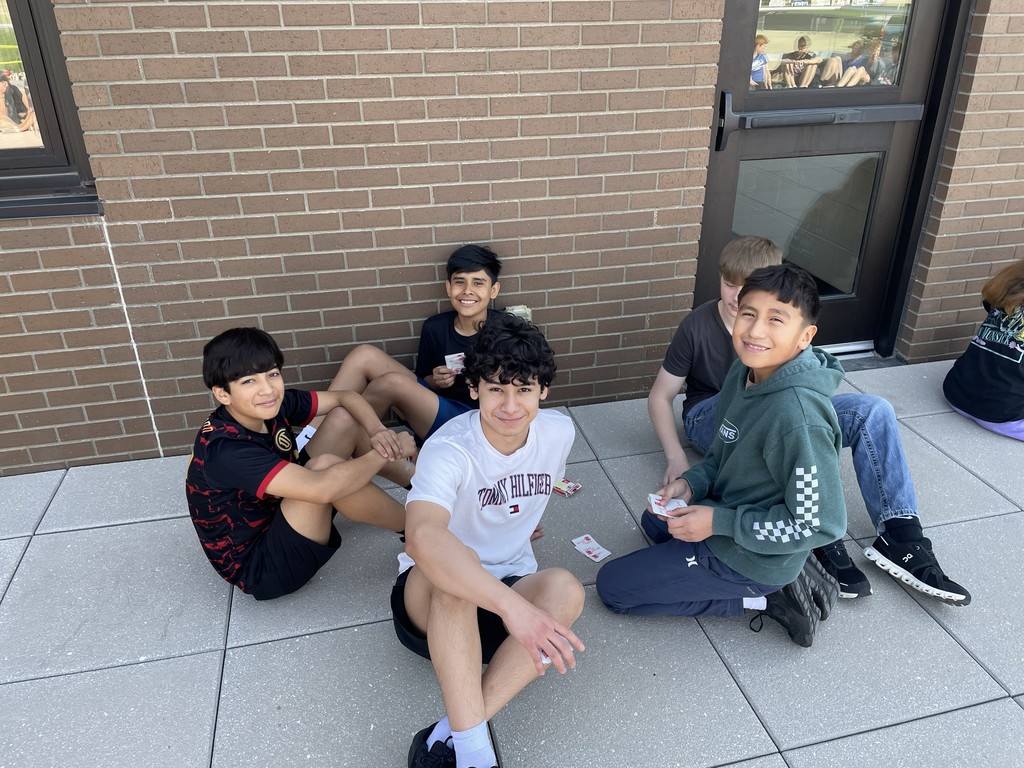 Middle School students enjoying some sunshine on TRIBE day! 🌞