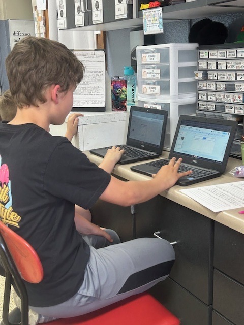 Throndson’s 4th-grade literacy students are researching a U.S. state and building a Google Slides presentation to showcase their learning. They will present their slides to share key facts, culture, and interesting discoveries with their classmates.