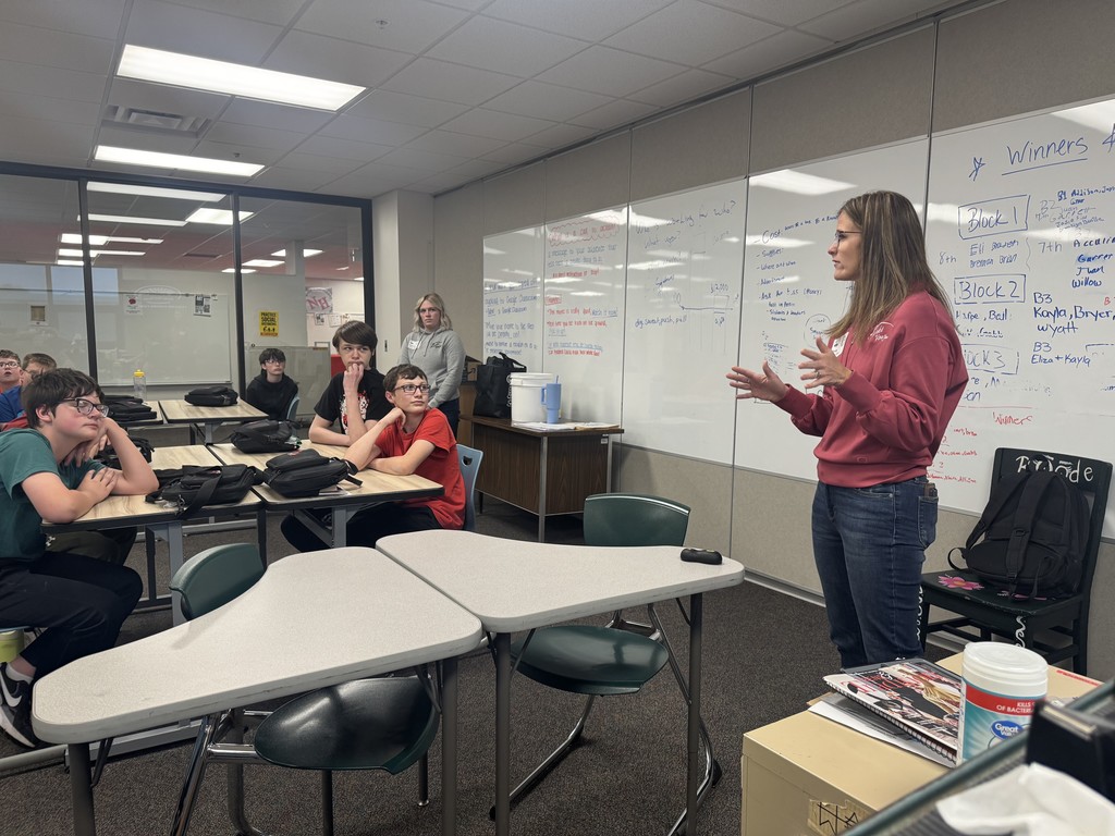 Yesterday Reicks View Farms stopped by Rooftop BBQ to help the students understand how their meat goes from the farm to the table. Thank you Emily and Madeline for sharing your knowledge!