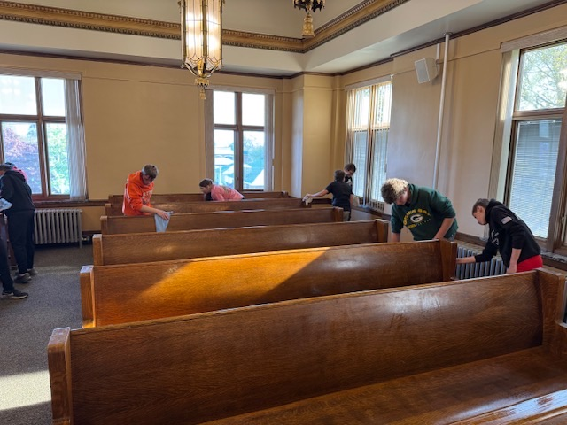 Students enjoyed learning about the many important jobs that take place at the courthouse today. Thank you for the tour of the jail, Deputy Gansen.  
