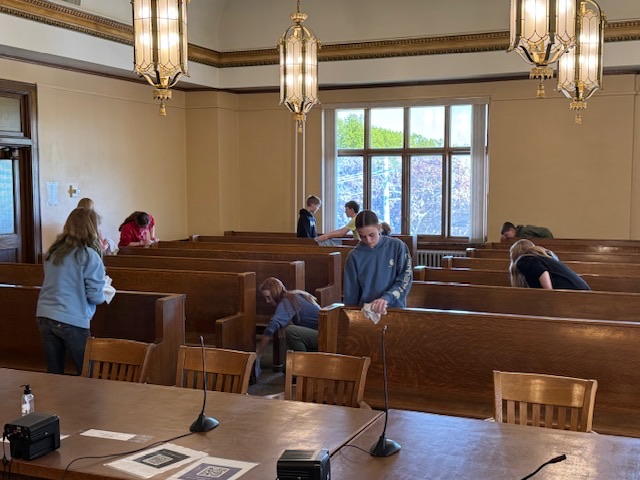 Students enjoyed learning about the many important jobs that take place at the courthouse today. Thank you for the tour of the jail, Deputy Gansen.  