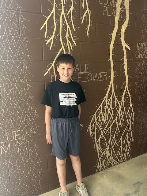 4th Grade students enjoyed their trip to the Osborne Nature Center in Elkader on Friday. Students learned about how the town of Osborne came to be as well as learning about lots of different aspects of nature while getting to see some special animals!  