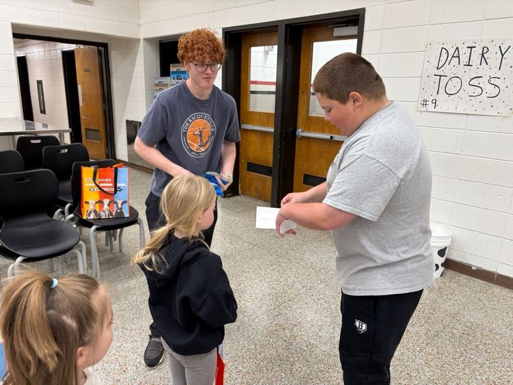 Foods II held a dairy carnival for 80+ kindergarten students. The high school students made games about dairy nutrition, breeds, and random dairy facts.