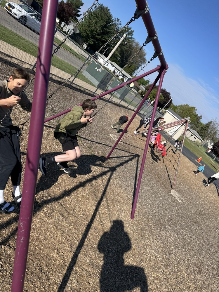 Students in the Shine Bright Like A Diamond endmester class went to the elementary to thank their previous teachers that made an impact on them, and to play like a kid again of course!