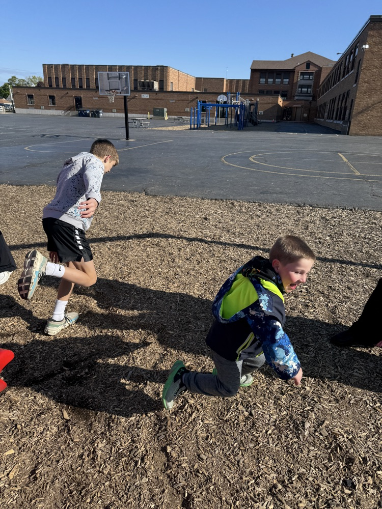 Students in the Shine Bright Like A Diamond endmester class went to the elementary to thank their previous teachers that made an impact on them, and to play like a kid again of course!