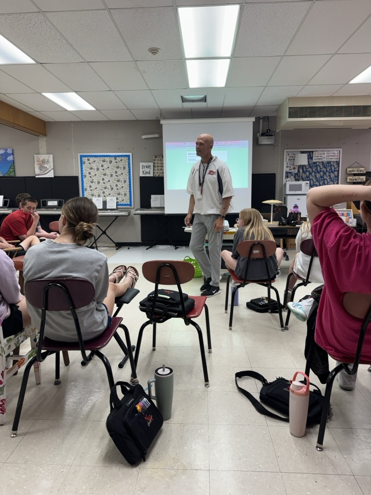 Adults who are “lights” in the community got to encourage the students in shine bright like a diamond endmester class to live their best lives and reminded them just how special, unique, and awesome they are!:)