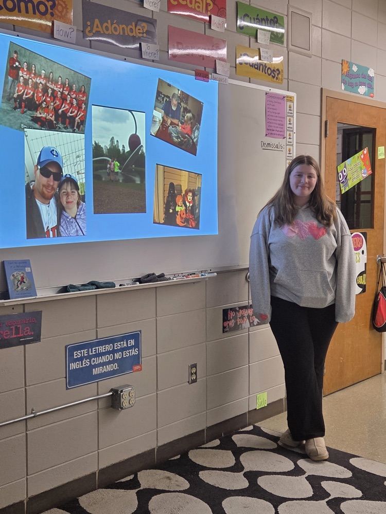 Seniors in Mrs. Macon's Spanish IV classes enjoyed lunch at Rancho Viejo on Wednesday. They also presented to their classmates this week their final project, "Candi era niño" where they had