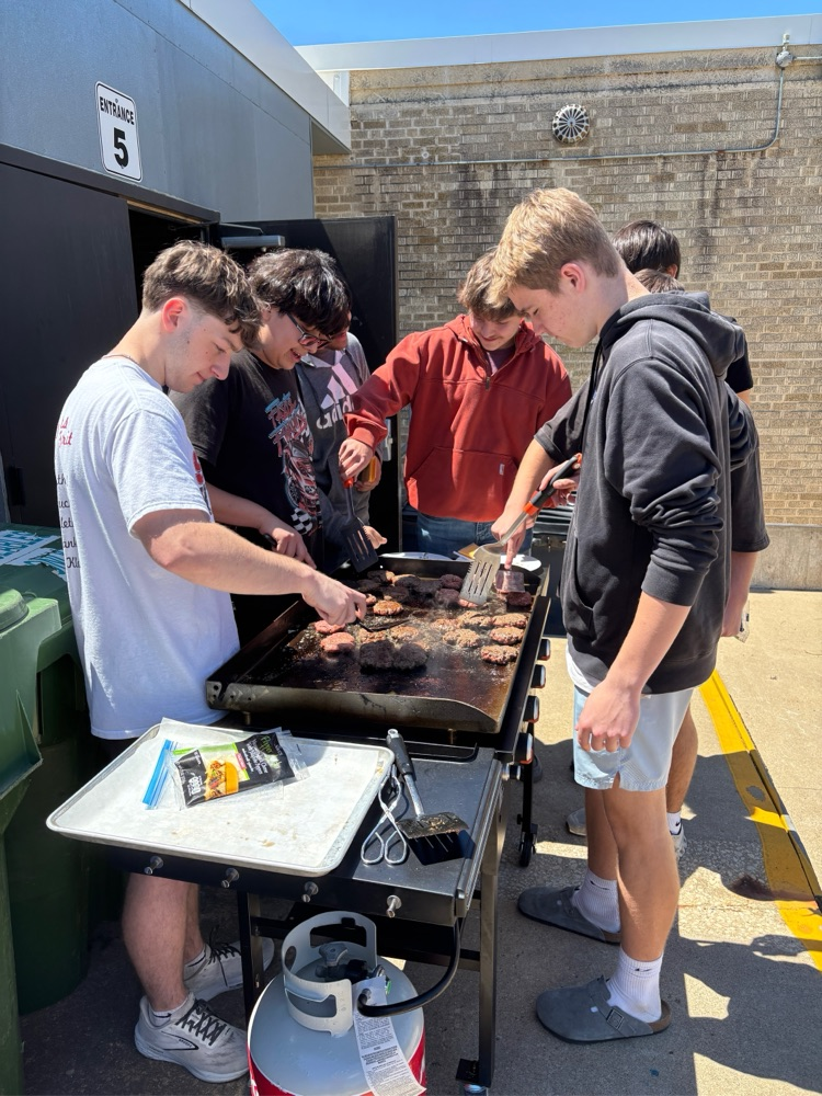 Advanced Foods (during their grilling unit) had a "smash burger competition."
