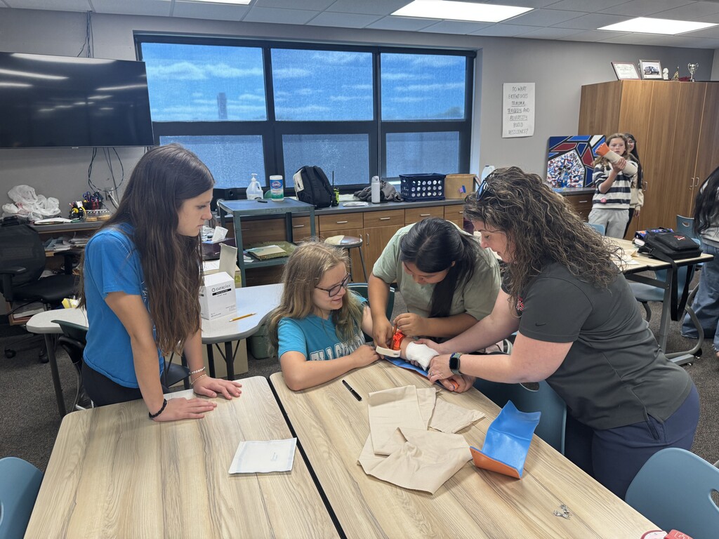 For EMS week Carly and Bridget from Chickasaw EMS stopped into the 8th grade class to teach a little CPR, Stop the Bleed, and a few other fun things!