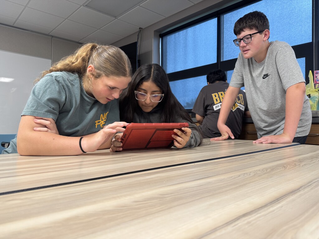 8th grade students in Mr Rude’s intervention group are examining how to photograph food to make it look the most appealing! Learning skills like this translate to marketable skills when they graduate. 
