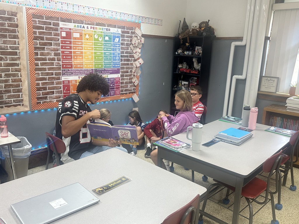 Celebrity Readers joined the 4th grade room today and shared the joy of reading with the 4th graders!