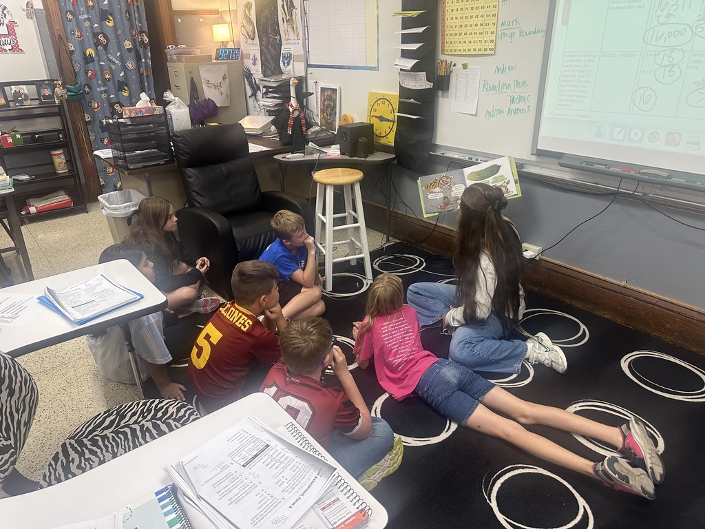 Celebrity Readers joined the 4th grade room today and shared the joy of reading with the 4th graders!