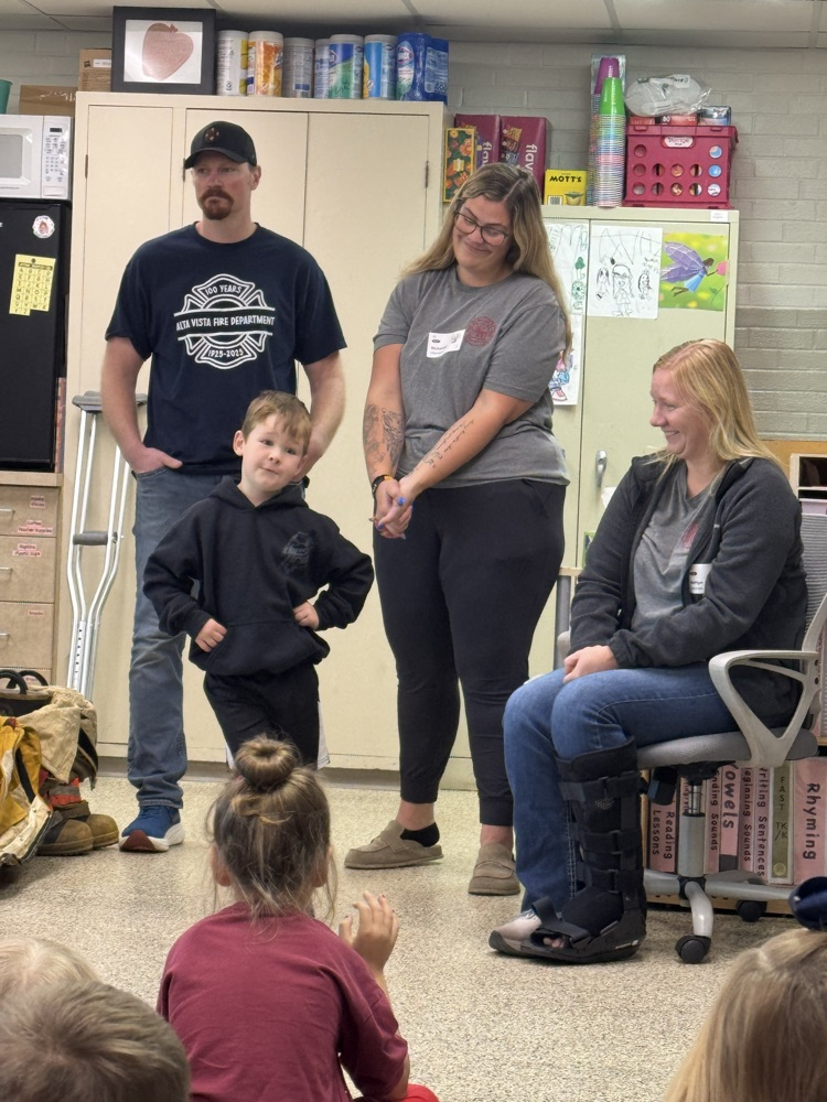 The New Hampton Elementary Kindergarten and TK classrooms had some very special visitors