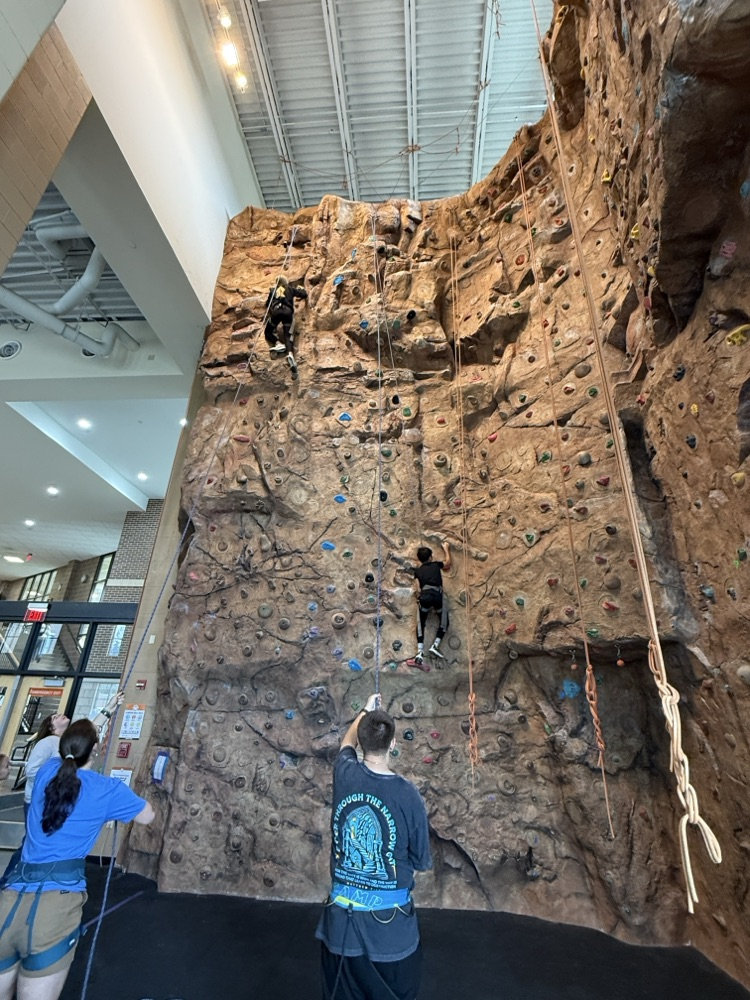 6th Grade students enjoyed lots of fun activities at The W on Wartburg Campus for their quarter 1 activity!