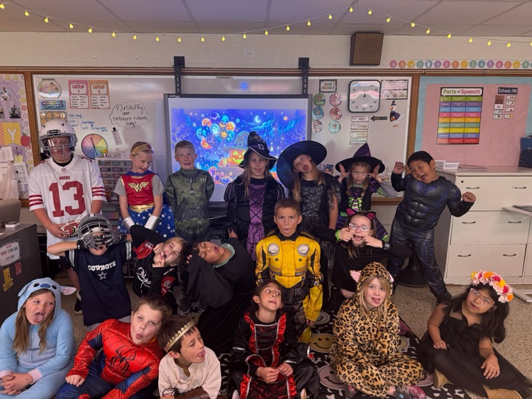 Mrs. Conways's 2nd graders had a SPOOK-tacular day filled with costumes, smiles, laughter, and lots of Halloween fun! From our costume parade to singing Halloween carols as a whole second grade, we made some sweet memories together! 🧡🖤