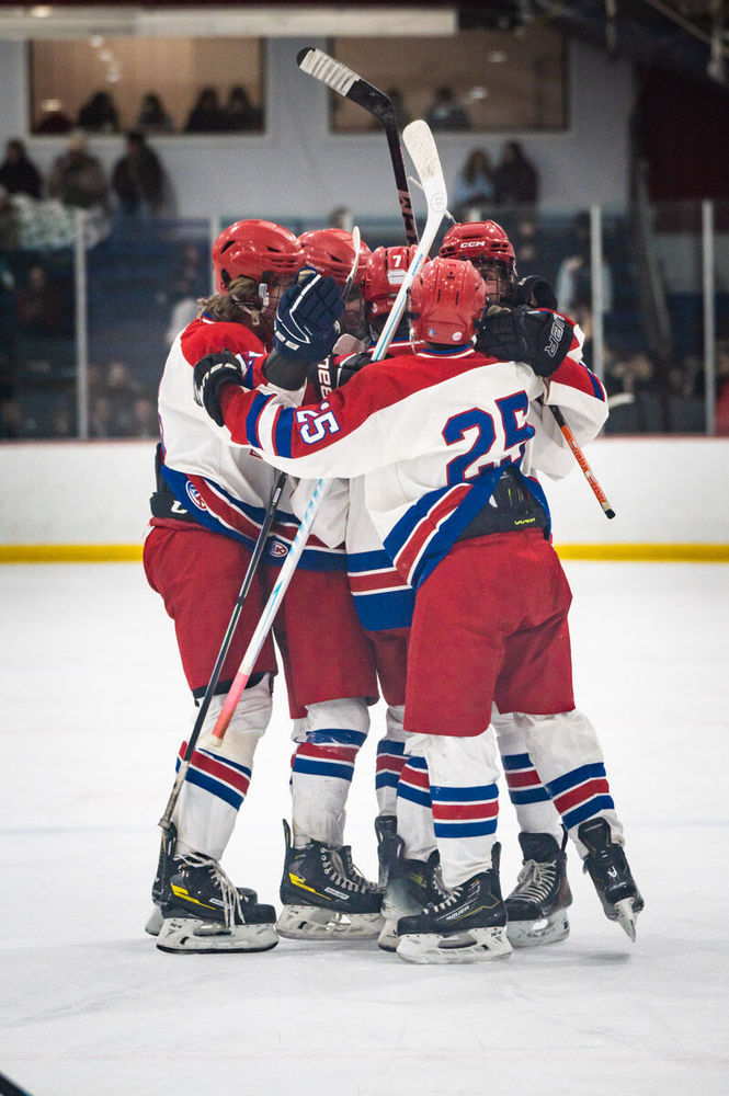 NH Hockey Players