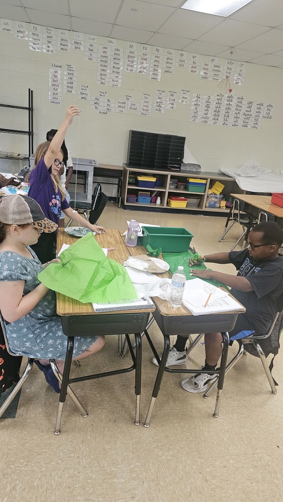 Students finishing out projects