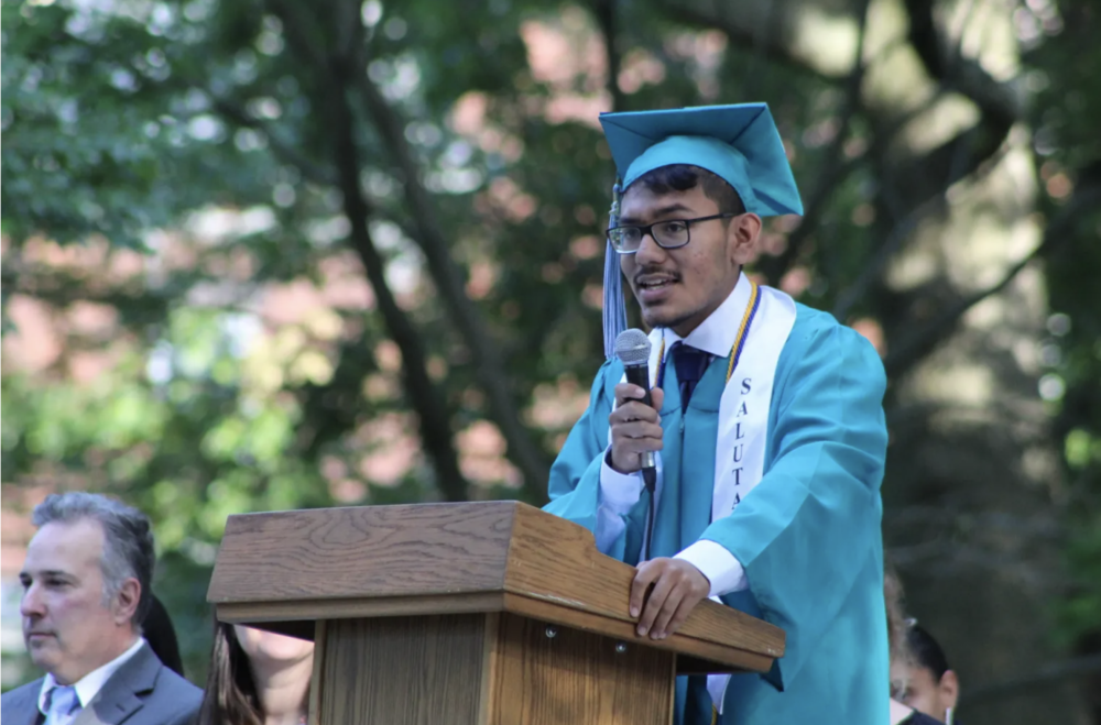 HSC Grads Look to Tomorrow's Light