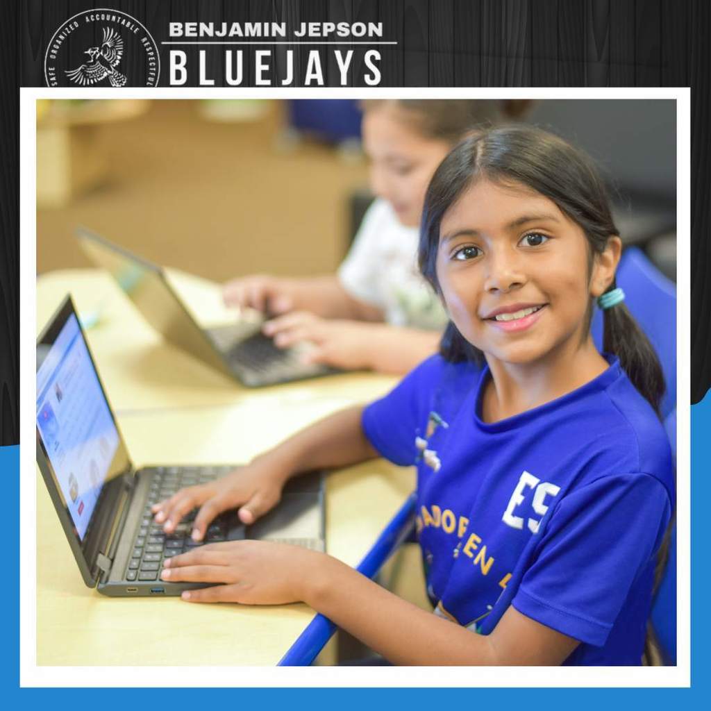 Student learning computer skills