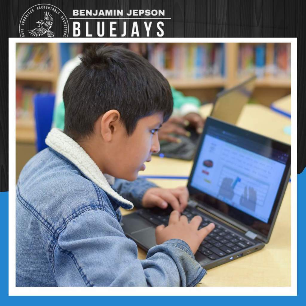 Student learning computer skills