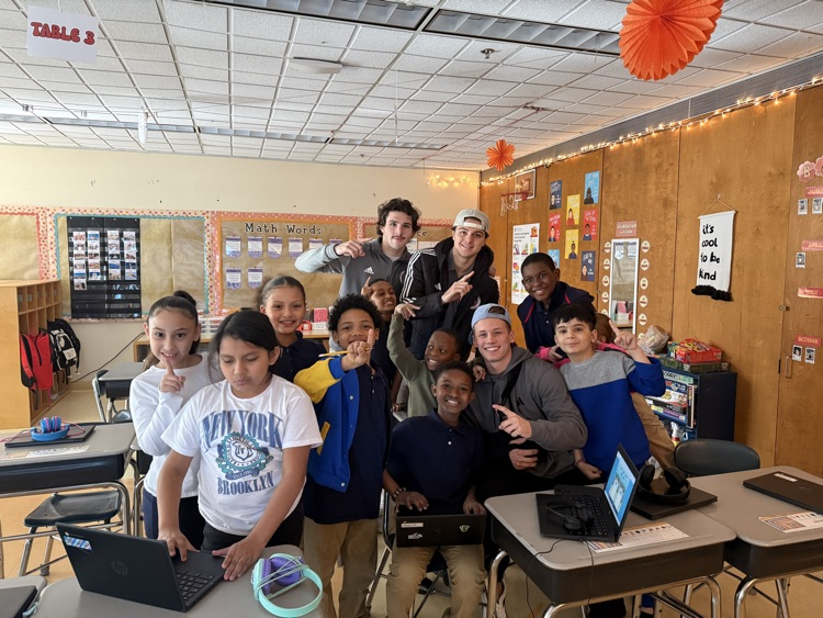 SHU Men’s Varsity Hockey Team