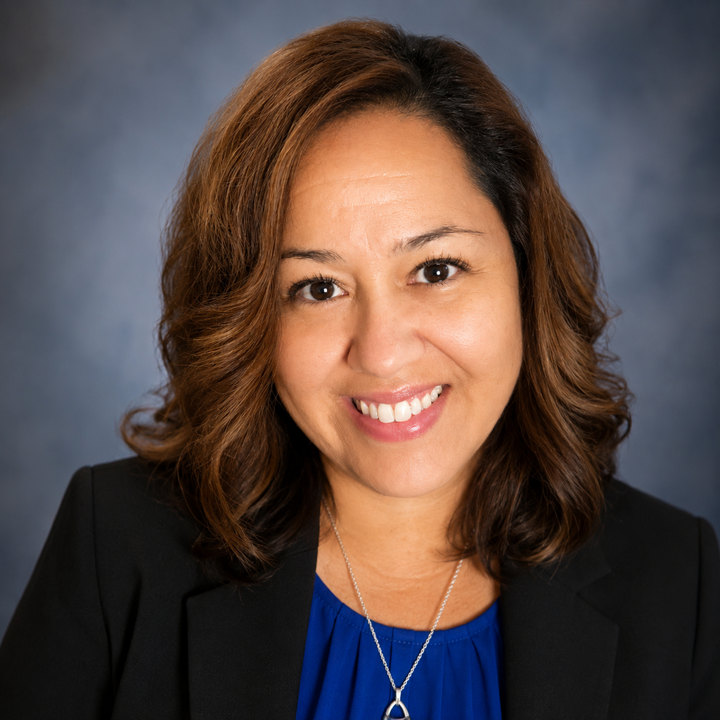 Rosa Ortiz, Principal