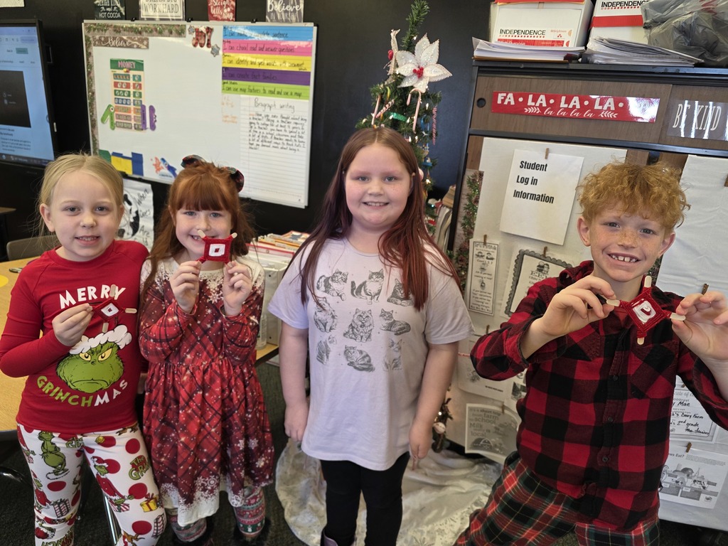 Canada traditions craft fun ornament