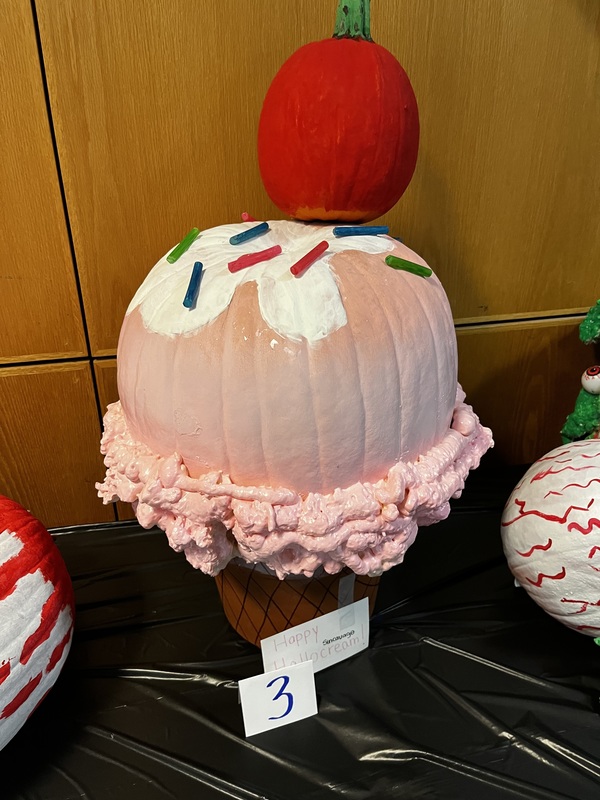 Middle School pumpkin decorating, ice-cream