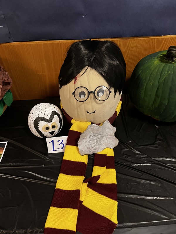 Middle School pumpkin decorating, Harry Potter