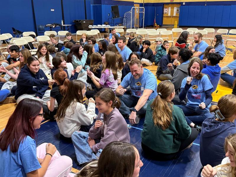 7th grade challenge day group picture