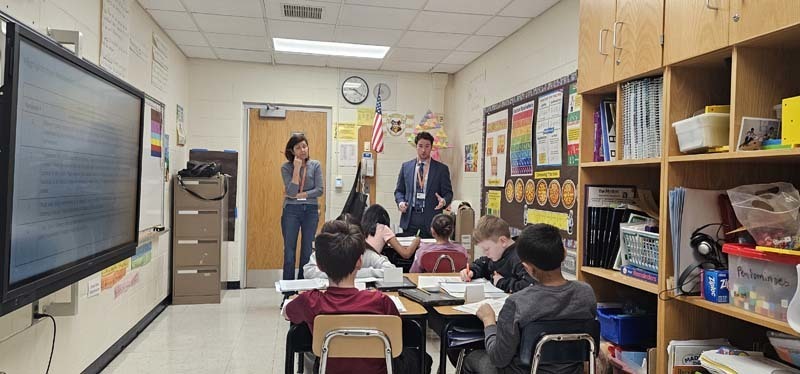 Students Engage in New   Mock Trial Program 