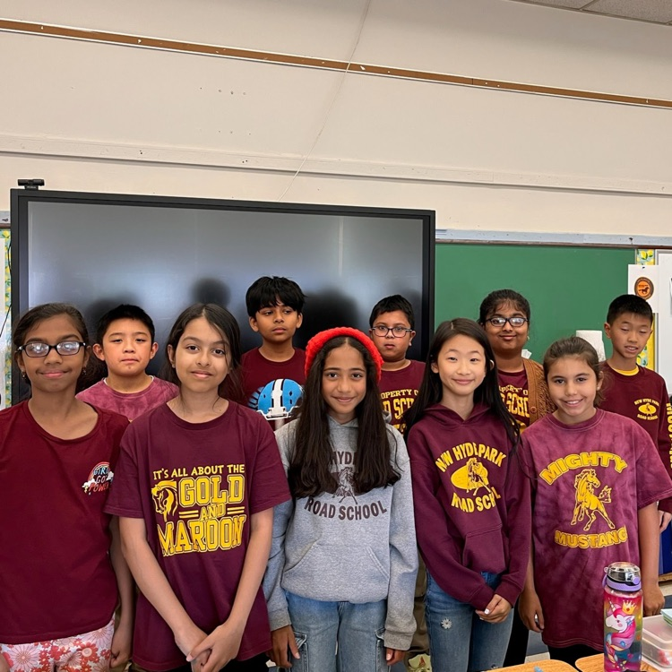 kids wearing school colors