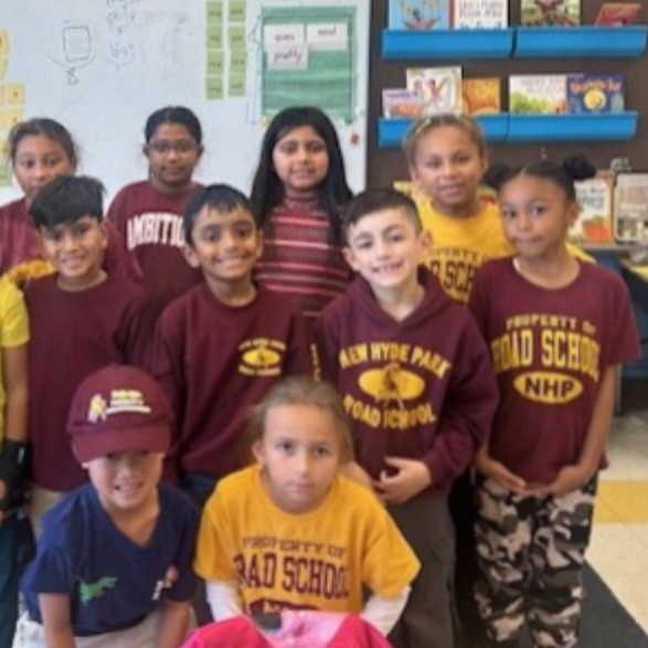 kids wearing school colors