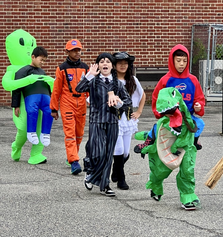 kids in costume