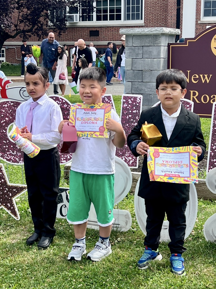 kindergarten students